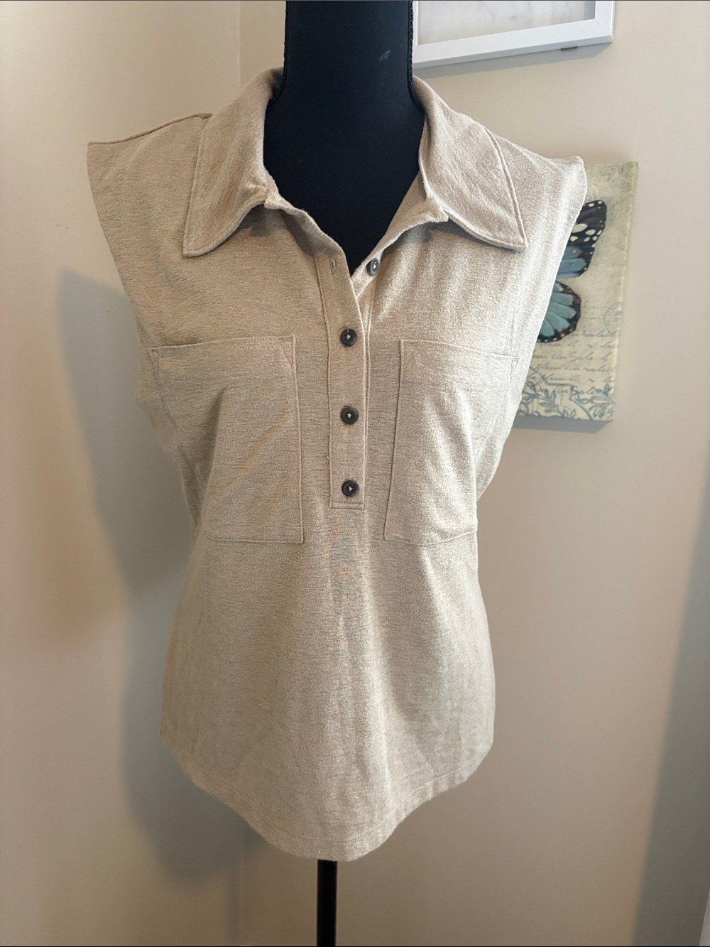 Banana Republic Sleeveless Collared Polo Top in Beige